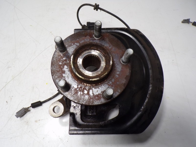 Recambio de mangueta delantera izquierda para nissan qashqai (j10) 1.5 dci turbodiesel cat referencia OEM IAM   