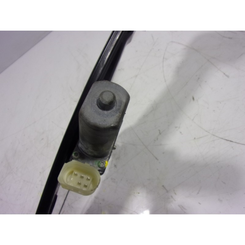 Recambio de elevalunas trasero izquierdo para bmw serie 1 lim. (f20) 2.0 turbodiesel referencia OEM IAM 51357281883 7242555 