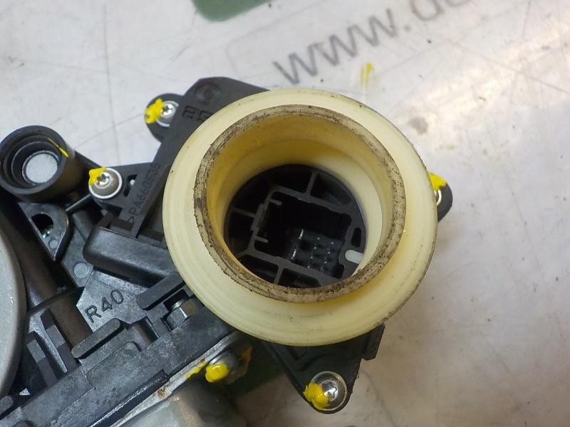 Recambio de elevalunas trasero izquierdo para toyota auris 1.4 turbodiesel cat referencia OEM IAM 6984002390  