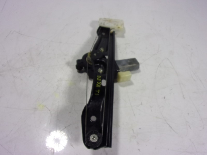 Recambio de elevalunas trasero izquierdo para bmw serie 1 lim. (f20) 2.0 turbodiesel referencia OEM IAM 51357281883 7242555 