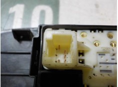 Recambio de mando elevalunas delantero derecho para toyota auris 1.4 turbodiesel cat referencia OEM IAM 8481002130   2