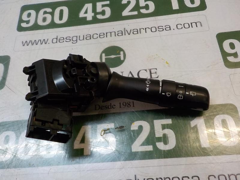 Recambio de mando limpia para toyota auris 1.4 turbodiesel cat referencia OEM IAM 8465202411  