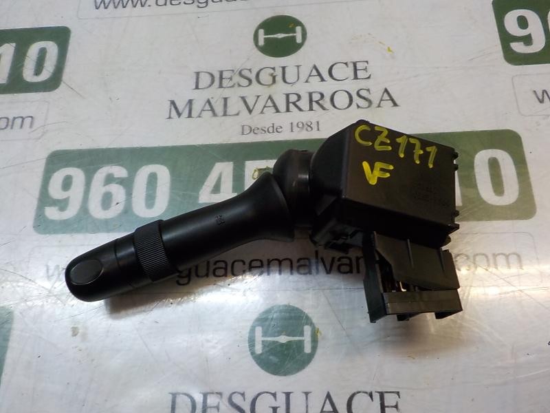 Recambio de mando limpia para toyota auris 1.4 turbodiesel cat referencia OEM IAM 8465202411  