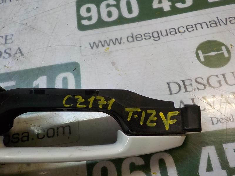 Recambio de maneta exterior trasera izquierda para toyota auris 1.4 turbodiesel cat referencia OEM IAM 692110D901  