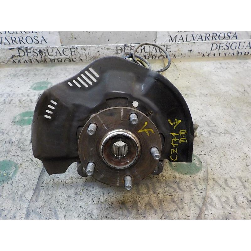 Recambio de mangueta delantera derecha para toyota auris 1.4 turbodiesel cat referencia OEM IAM 4321102171  