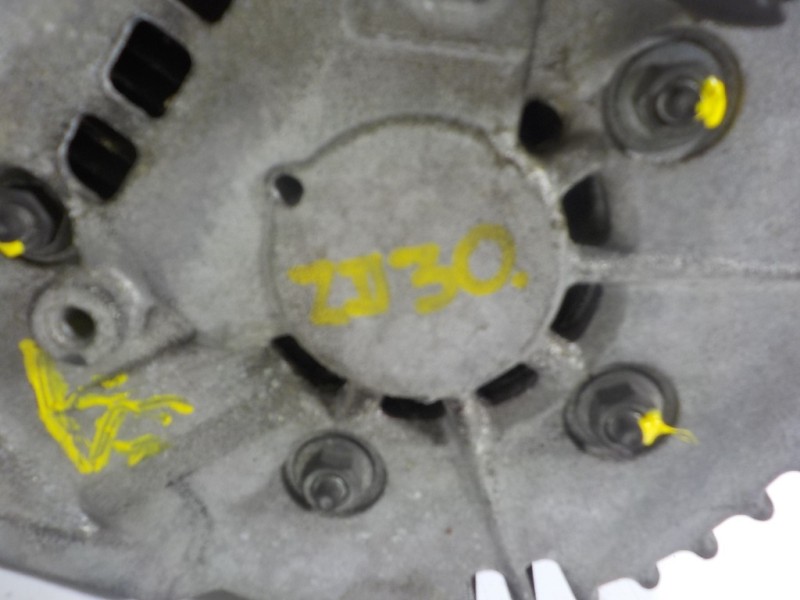 Recambio de alternador para nissan cabstar 3.0 td referencia OEM IAM  23100DB00B 