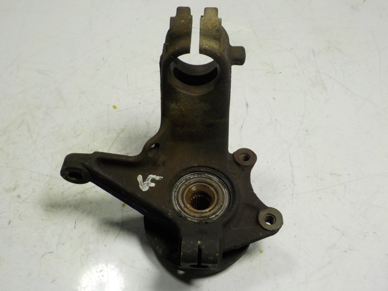 Recambio de mangueta delantera izquierda para peugeot 206 berlina 1.9 diesel referencia OEM IAM   