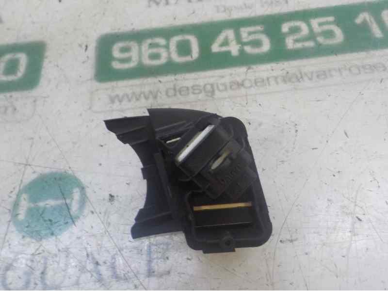 Recambio de mando multifuncion para renault scenic ii 1.5 dci diesel referencia OEM IAM   