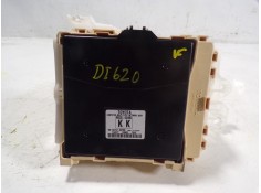 Recambio de caja reles / fusibles para toyota auris 1.8 16v cat (híbrido) referencia OEM IAM 8273012X81 8922102480 50122230 2