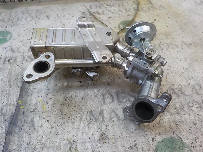 Recambio de enfriador egr para toyota auris 1.4 turbodiesel cat referencia OEM IAM 2560133070  