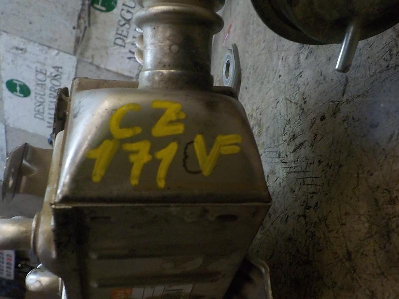 Recambio de enfriador egr para toyota auris 1.4 turbodiesel cat referencia OEM IAM 2560133070  