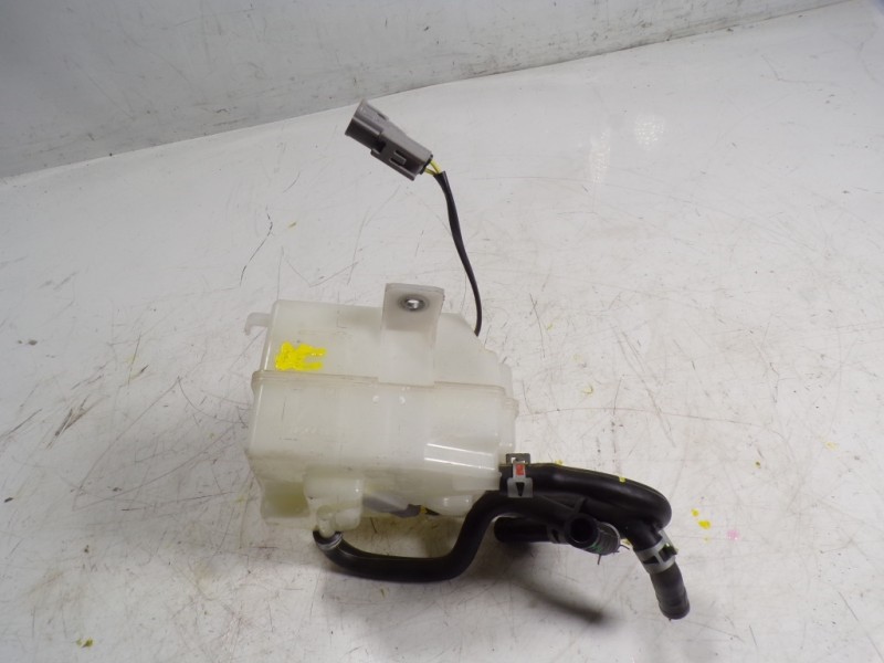 Recambio de deposito servo para toyota auris 1.8 16v cat (híbrido) referencia OEM IAM 4722012300  