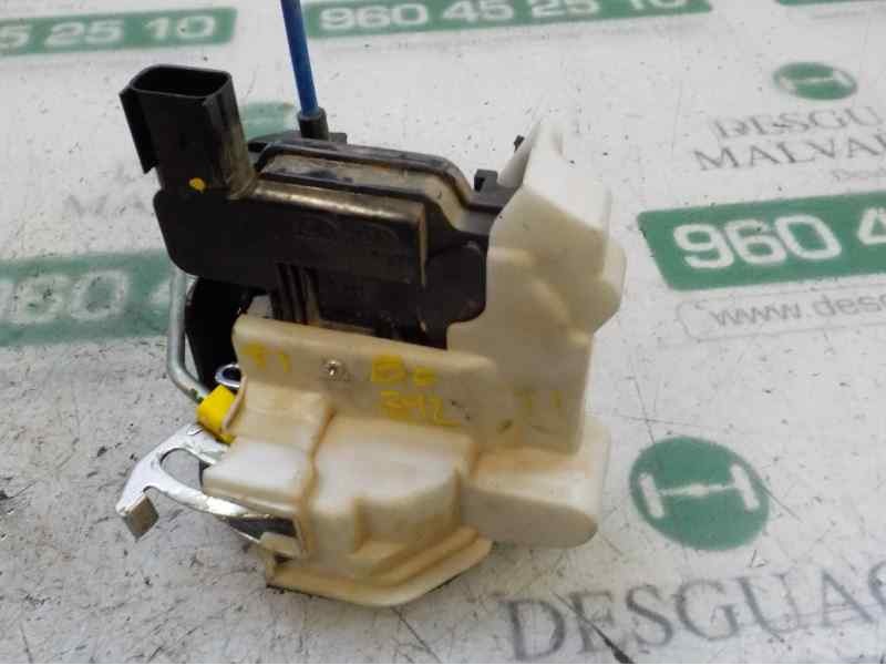 Recambio de cerradura puerta trasera izquierda para kia rio 1.1 crdi cat referencia OEM IAM   