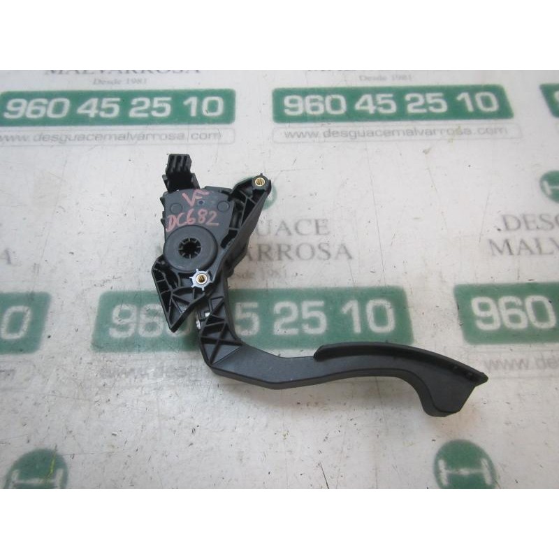 Recambio de potenciometro pedal para dacia sandero essential referencia OEM IAM 180022703R 180022703R 