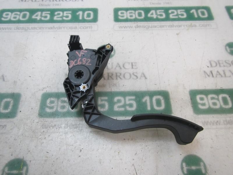 Recambio de potenciometro pedal para dacia sandero essential referencia OEM IAM 180022703R 180022703R 