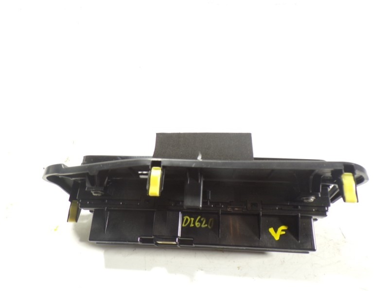 Recambio de mando climatizador para toyota auris 1.8 16v cat (híbrido) referencia OEM IAM 5590002C50 5590002C50 