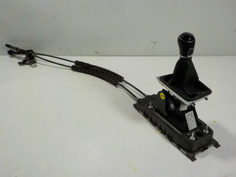 Recambio de palanca cambio para volkswagen golf vii lim. (bq1) 1.0 tsi referencia OEM IAM 5Q0711049AN 5Q0711049AN 