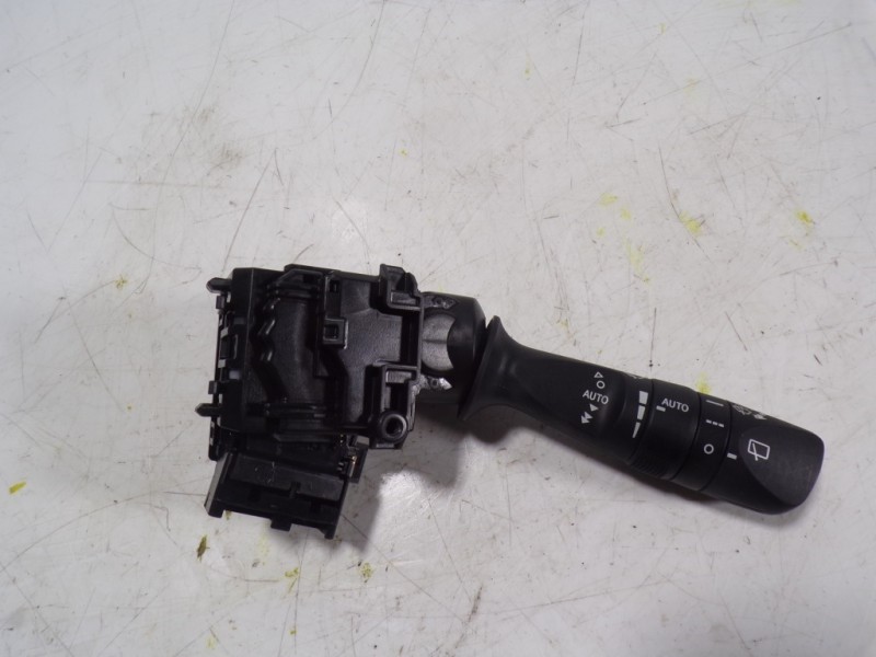 Recambio de mando limpia para toyota auris 1.8 16v cat (híbrido) referencia OEM IAM 8465202670 0267017F858 0267017F858