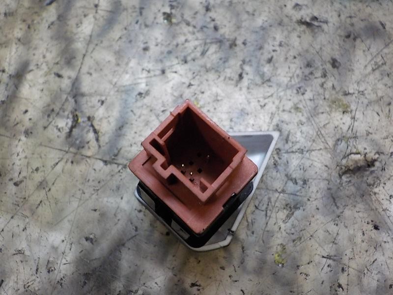 Recambio de warning para citroën c-elysée shine referencia OEM IAM 9817909780  