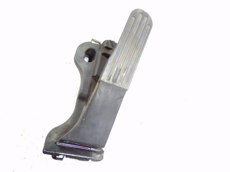 Recambio de potenciometro pedal para volkswagen golf vi (5k1) 1.6 tdi dpf referencia OEM IAM 1K1721503T 1K1721503T 6PV00860050