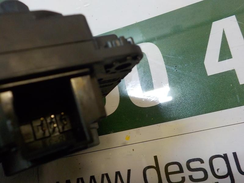 Recambio de motor apertura trampillas climatizador para citroën c4 cactus business referencia OEM IAM 6479E1  