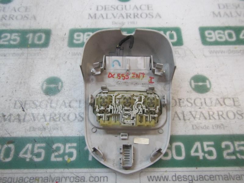 Recambio de piloto interior para peugeot 308 1.6 16v referencia OEM IAM   