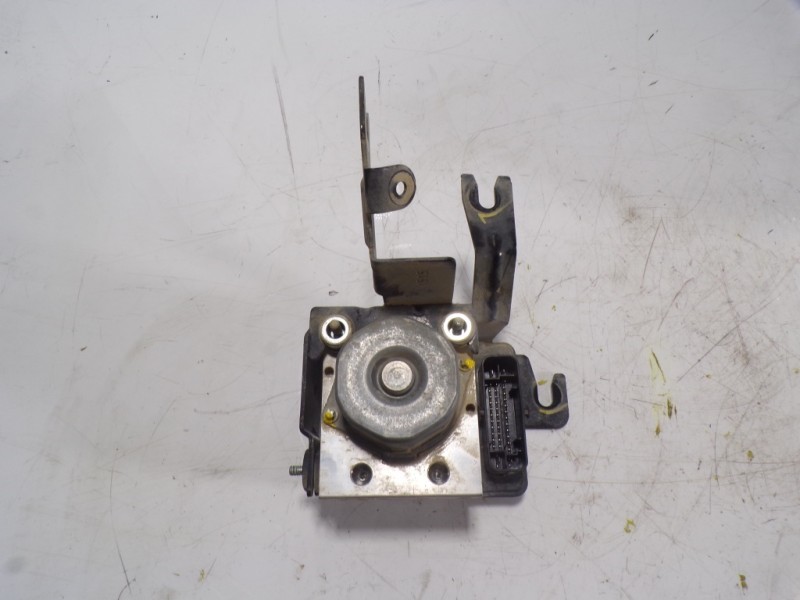 Recambio de abs para dacia sandero 1.2 16v cat referencia OEM IAM 476606853R 476605492R 