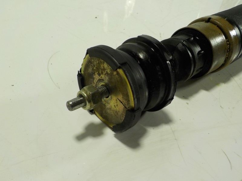 Recambio de amortiguador trasero izquierdo para peugeot 406 berlina (s1/s2) 2.0 hdi referencia OEM IAM   