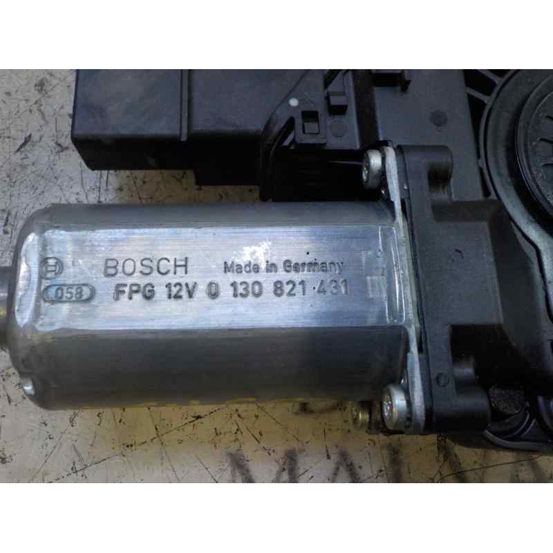 Recambio de motor elevalunas trasero derecho para volkswagen golf vi (5k1) 1.6 tdi dpf referencia OEM IAM   