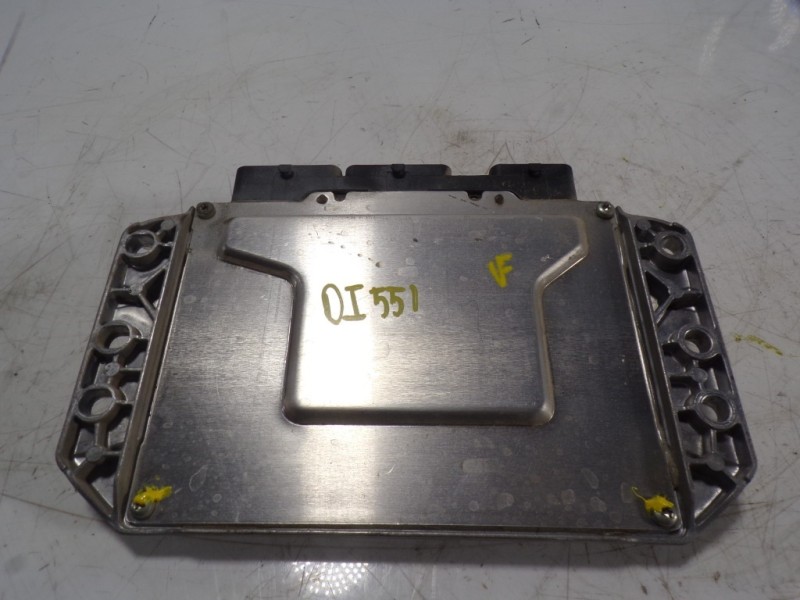 Recambio de centralita motor uce para dacia sandero 1.2 16v cat referencia OEM IAM 237103317R 237103317R 