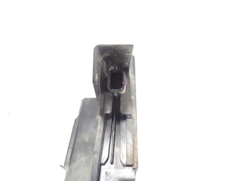 Recambio de cerradura puerta trasera izquierda para dacia sandero 1.2 16v cat referencia OEM IAM 825033585R 825033585R 