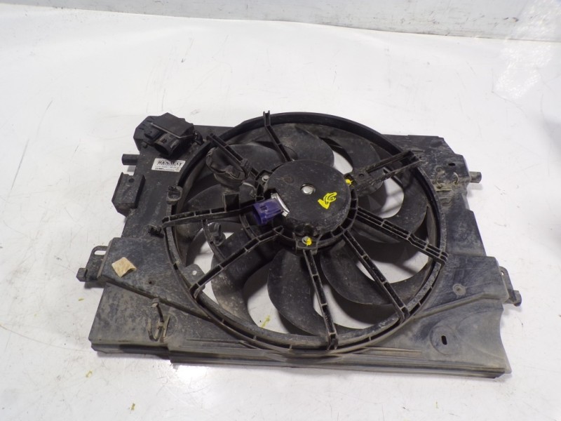 Recambio de electroventilador para dacia sandero 1.2 16v cat referencia OEM IAM 214818009R 214818009R 