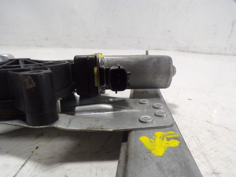 Recambio de elevalunas delantero izquierdo para dacia sandero 1.2 16v cat referencia OEM IAM 807213282R 807213282R 