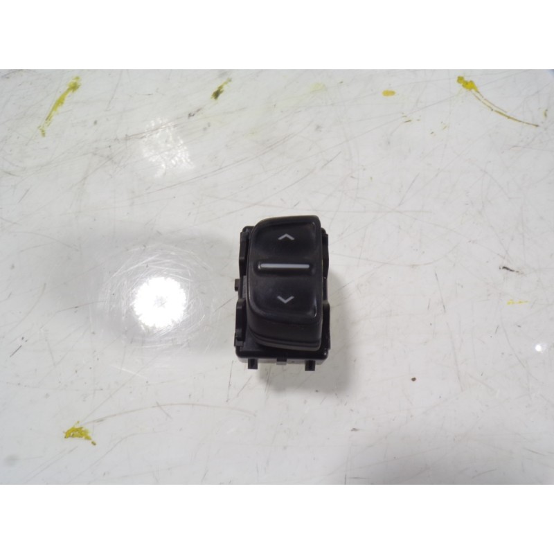 Recambio de mando elevalunas delantero izquierdo para dacia sandero 1.2 16v cat referencia OEM IAM 254214937R 254214937R 