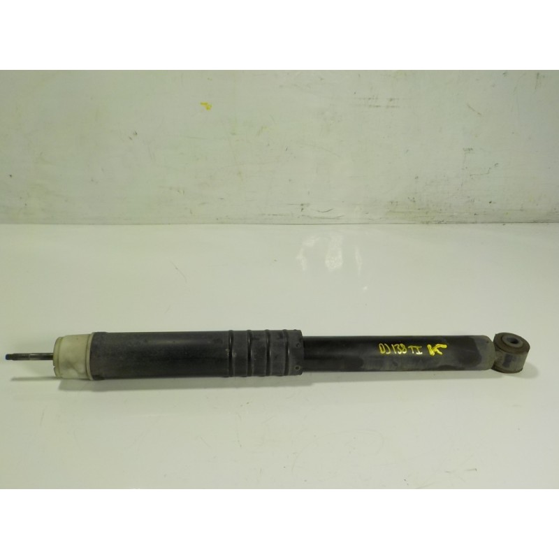 Recambio de amortiguador trasero izquierdo para renault clio iv 1.2 16v referencia OEM IAM 562109815R 5621098158 