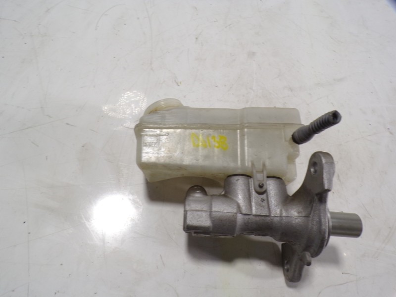 Recambio de bomba freno para renault clio iv 1.2 16v referencia OEM IAM 460111938R  