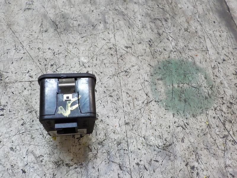 Recambio de mando elevalunas delantero izquierdo para opel astra g coupé 1.8 16v referencia OEM IAM   