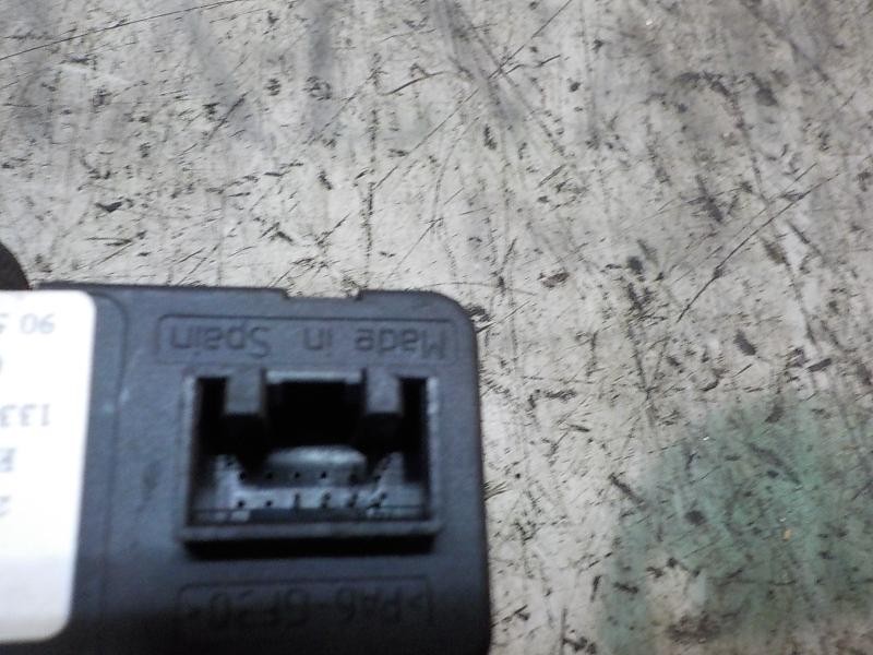 Recambio de mando elevalunas delantero izquierdo para opel astra g coupé 1.8 16v referencia OEM IAM   