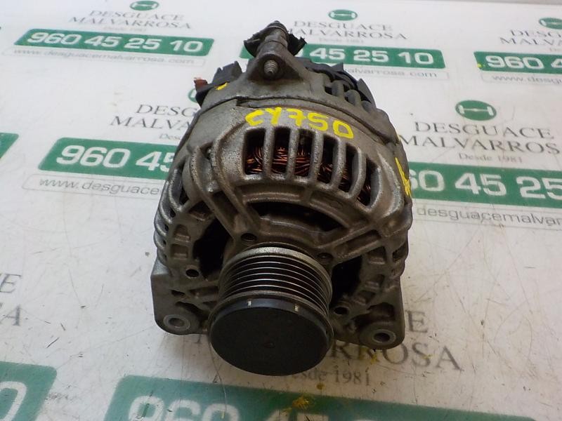 Recambio de alternador para renault clio iii 1.5 dci diesel cat referencia OEM IAM   