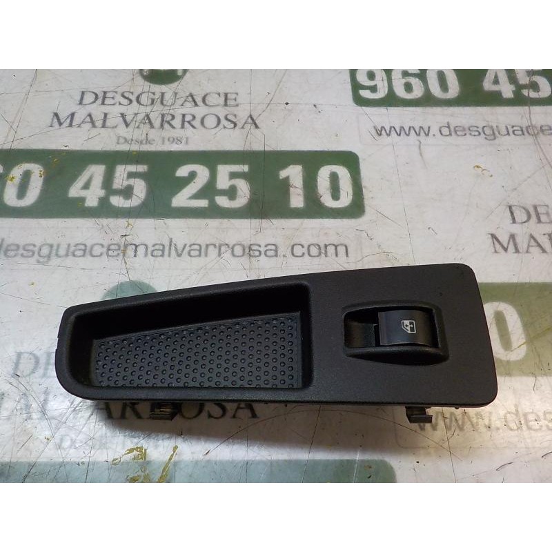 Recambio de mando elevalunas delantero derecho para fiat linea (110) 1.4 cat referencia OEM IAM 735442326  