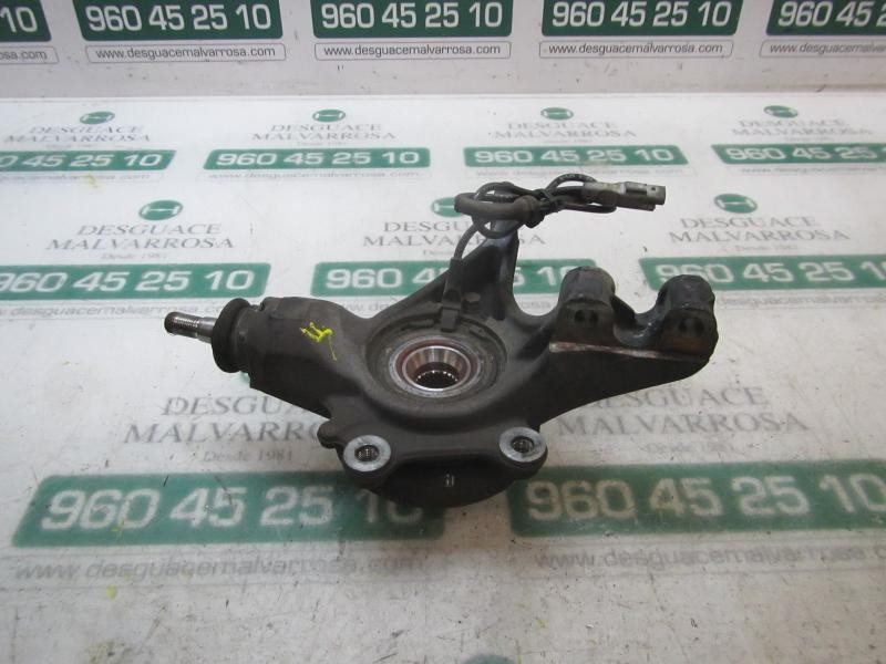 Recambio de mangueta delantera izquierda para peugeot 308 1.6 16v referencia OEM IAM   