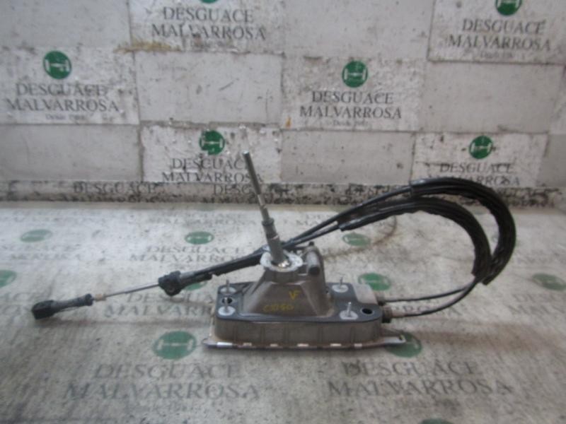 Recambio de palanca cambio para volkswagen scirocco (137) 2.0 tdi (103kw) bluemotion referencia OEM IAM 1K0711050A  