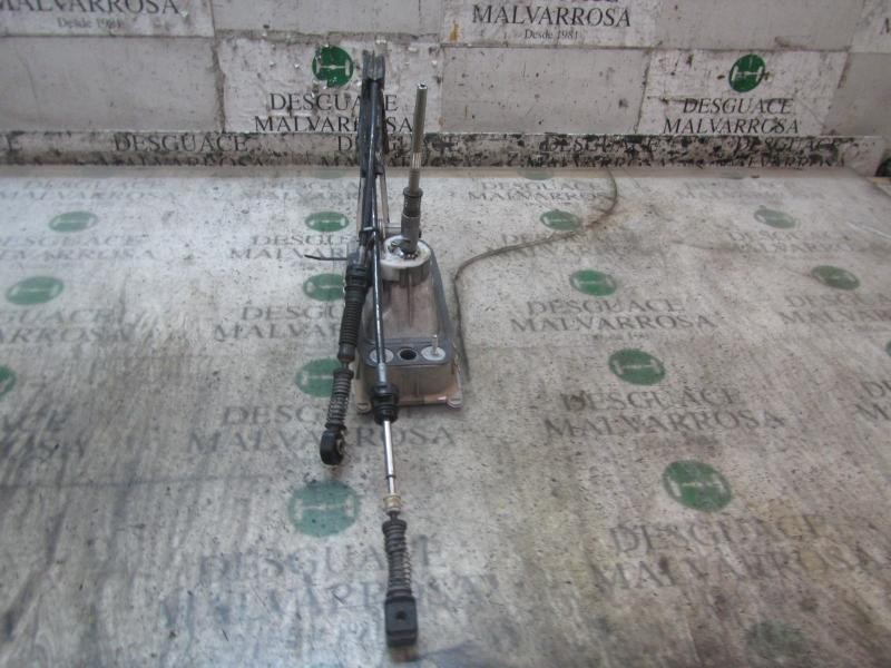 Recambio de palanca cambio para volkswagen scirocco (137) 2.0 tdi (103kw) bluemotion referencia OEM IAM 1K0711050A  