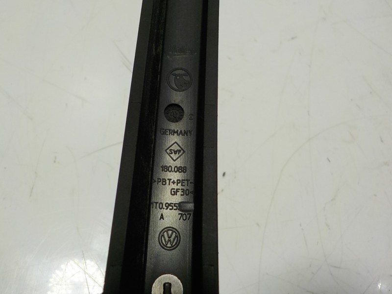 Recambio de brazo limpia trasero para volkswagen tiguan (5n2) 2.0 tdi referencia OEM IAM 1T0955707C 1T0955707A 