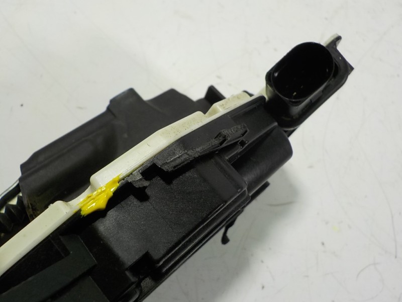 Recambio de cerradura puerta delantera derecha para volkswagen tiguan (5n2) 2.0 tdi referencia OEM IAM 5N1837016E 16A5N1837016E 