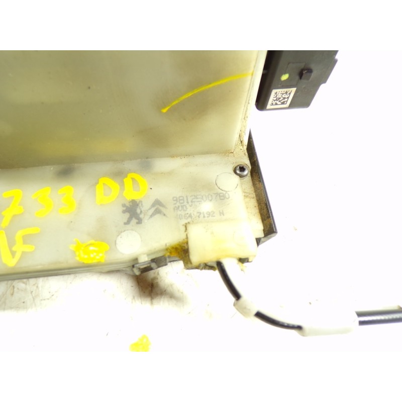 Recambio de cerradura puerta delantera derecha para peugeot 208 1.6 blue-hdi fap referencia OEM IAM 9812500780 9812500780 