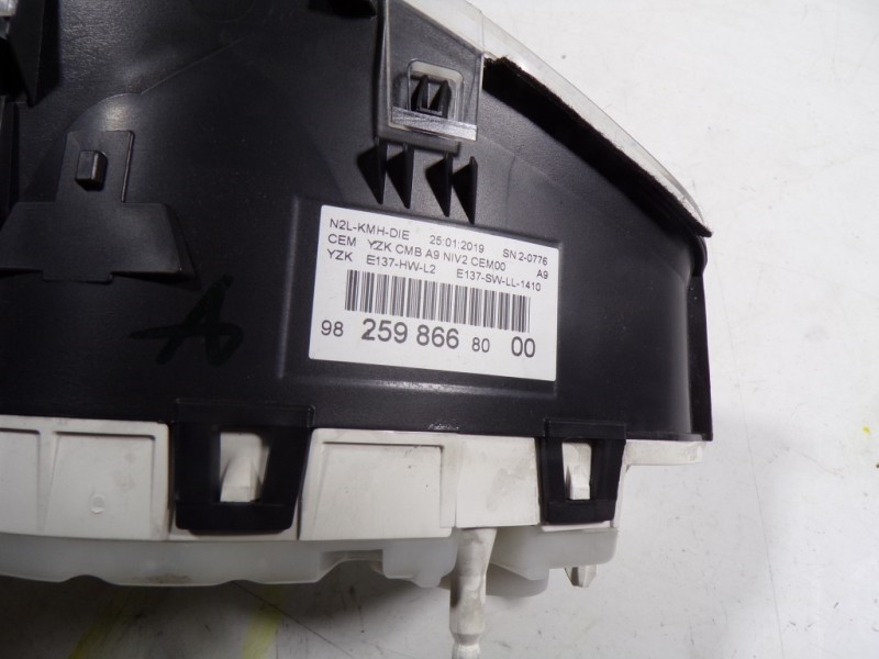 Recambio de cuadro instrumentos para peugeot 208 1.6 blue-hdi fap referencia OEM IAM 9825986680 9825986680 