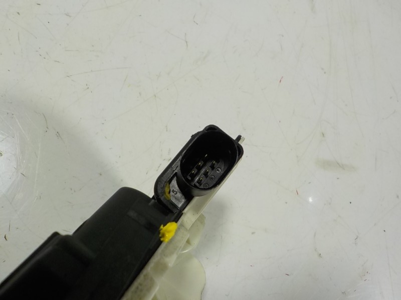 Recambio de cerradura puerta trasera izquierda para volkswagen tiguan (5n2) 2.0 tdi referencia OEM IAM 5N0839015G 05A5N0839015G 