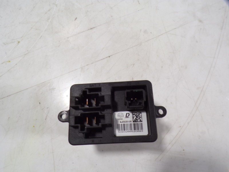 Recambio de resistencia calefaccion para renault clio iv 1.2 16v referencia OEM IAM 271500017R A43002100 