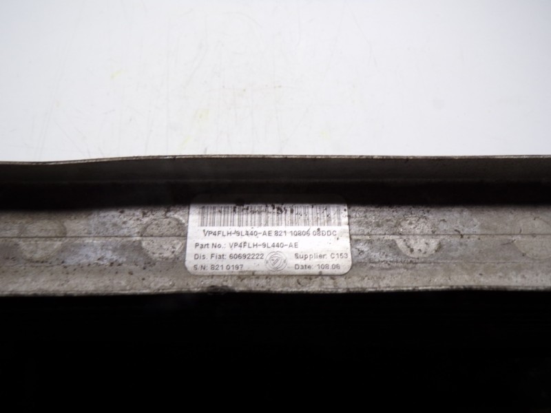 Recambio de intercooler para alfa romeo brera (177) 2.4 jtd cat referencia OEM IAM 50507299 60692222 VP4FLH9L440AE